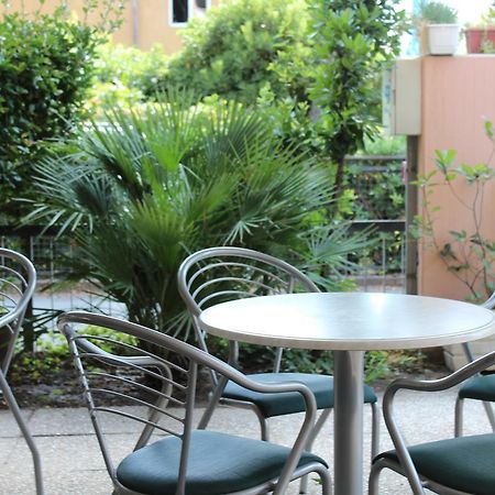 Hotel American Bellaria-Igea Marina Ngoại thất bức ảnh